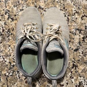 Gray Athletic Skechers Sneakers in size 8.5